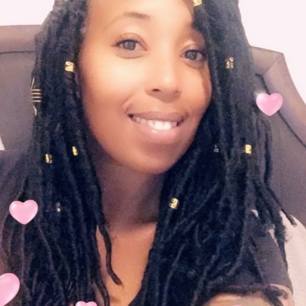 Meet your Posher, Gina